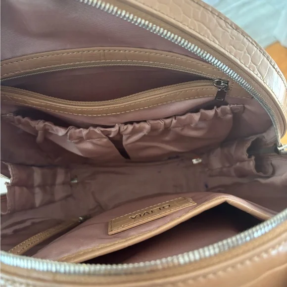 Round Tan Backpack - Picture 3 of 4